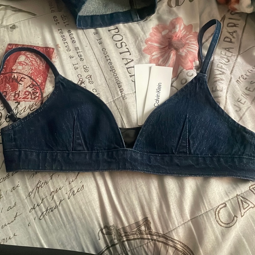 Calvin Klein Denim top‼️ New, Never worn!!!